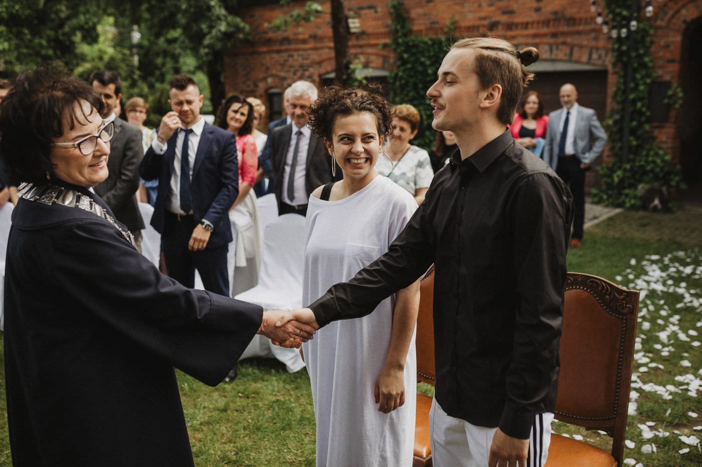 Alternatywny ślub cywilny w plenerze - Folwark Białych Bocianów